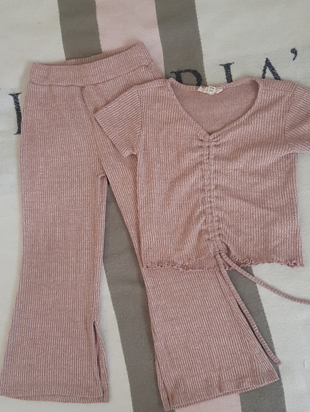 Jessica Simpson Pink Ribbed Two-Piece Matching Set